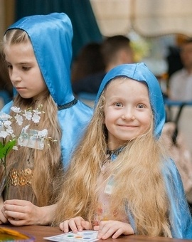 Сценарий «Два королевства»